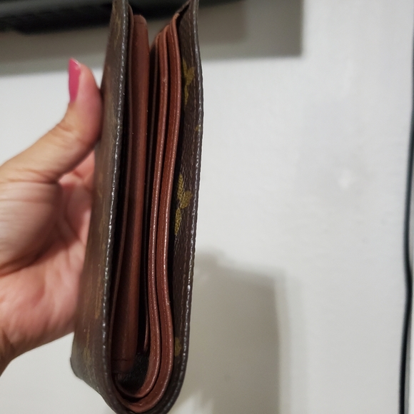 LOUIS VUITTON MONOGRAM MEN WALLET - Picture 11 of 14